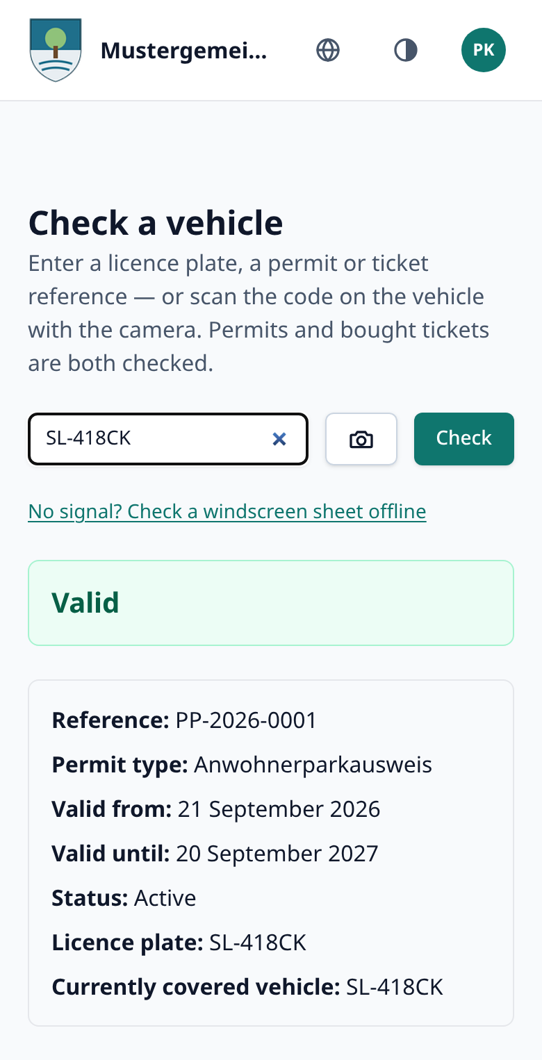 The check on the phone: after the licence plate is entered, the application reports “Valid” and shows the permit type, its validity and the vehicle currently valid — with no name and no address.